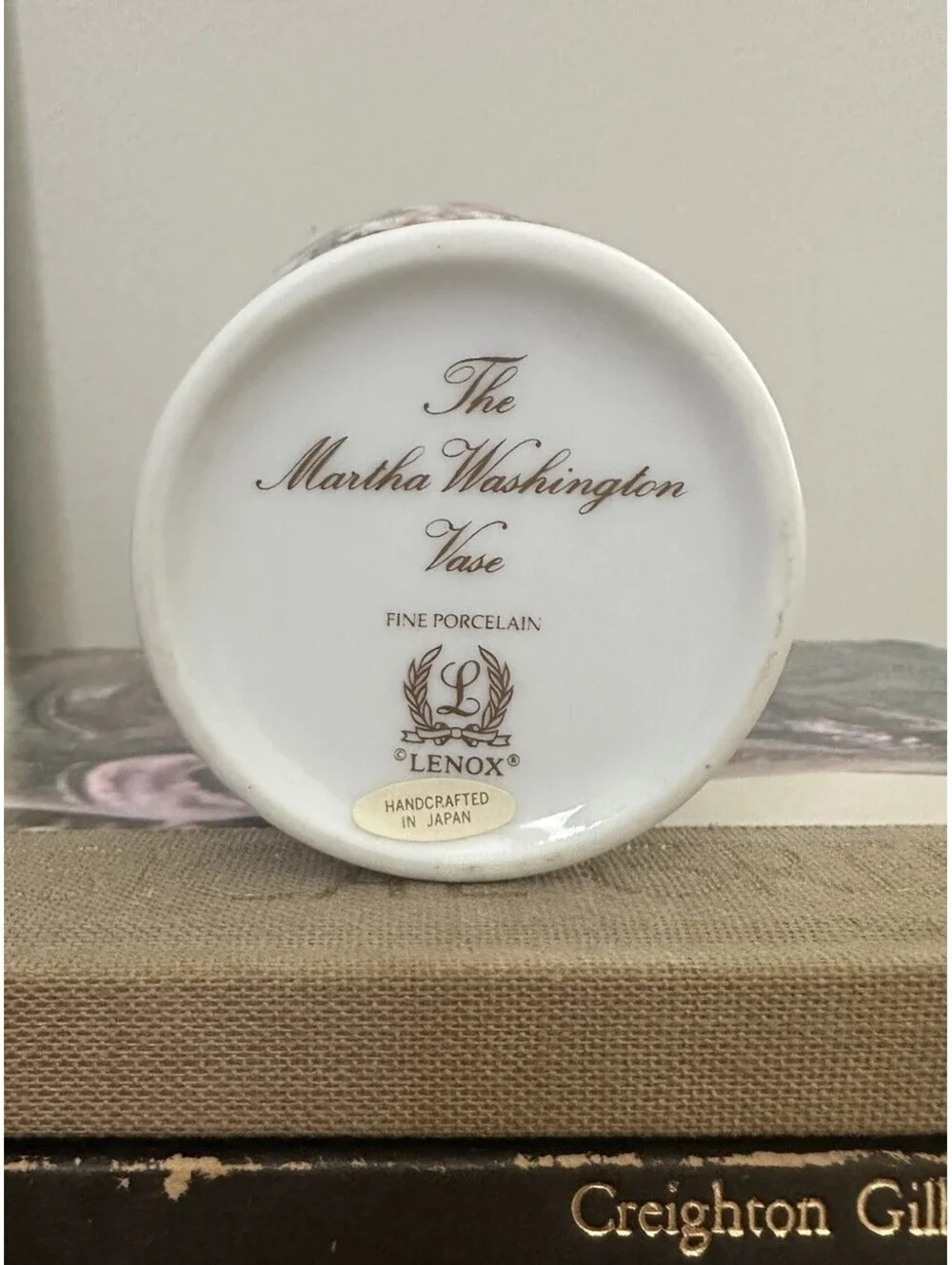 The Martha Washington Vase Fine Porcelain By Lenox Approx. 7.75